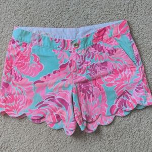 Lilly Pulitzer Buttercup Shorts Size 2